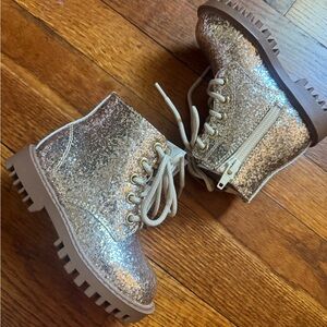 Gap toddler girl gold glitter lace up boots; NWT; size 6